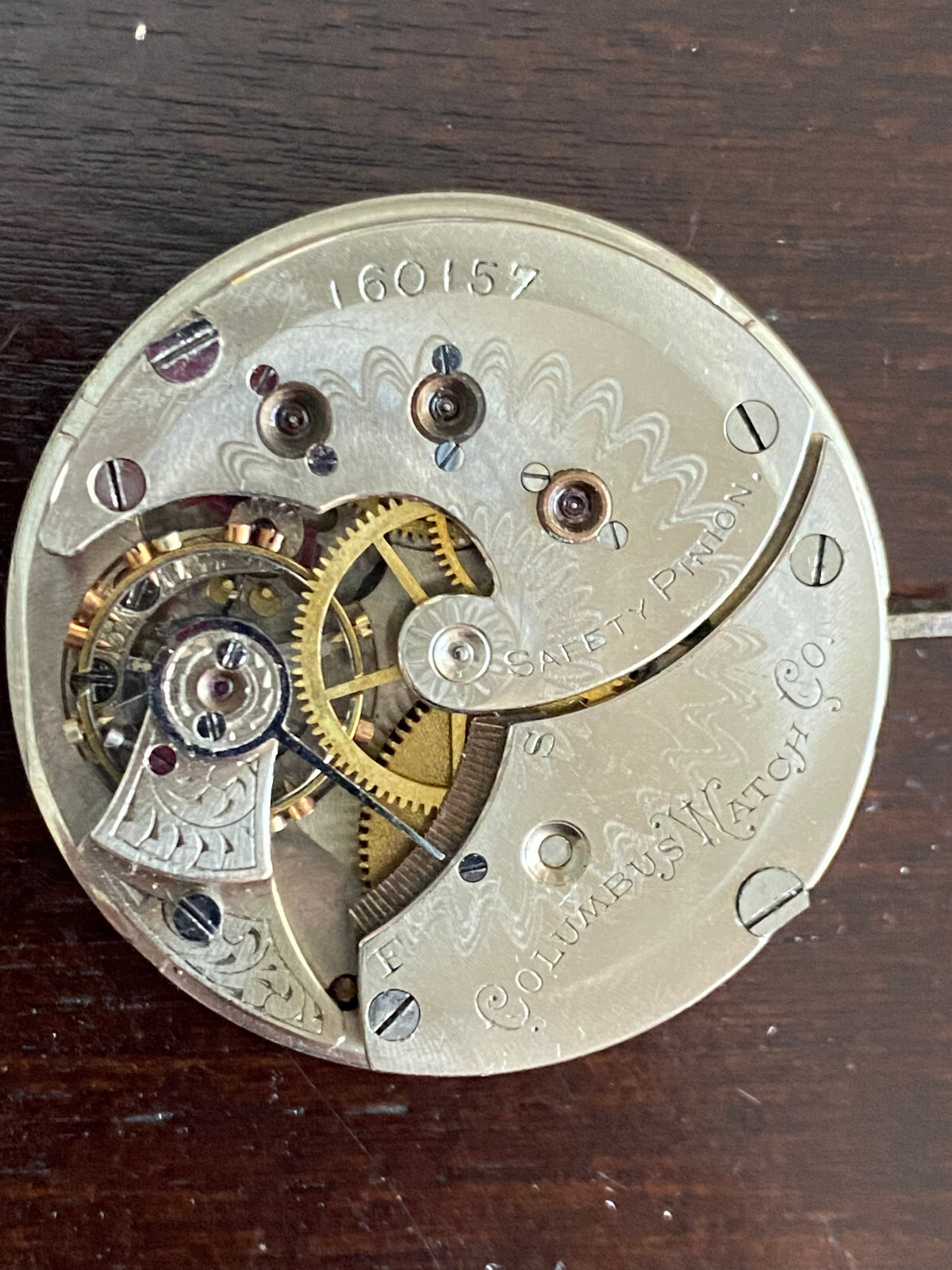 VINTAGE 35MM COLUMBUS POCKET WATCH MOVEMENT FOR PARTS, NOT RUNNING