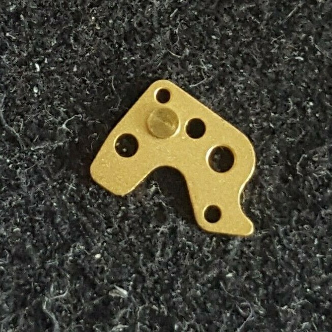 Omega Caliber 1365 Part Number 9025 (Corrector Cover)
