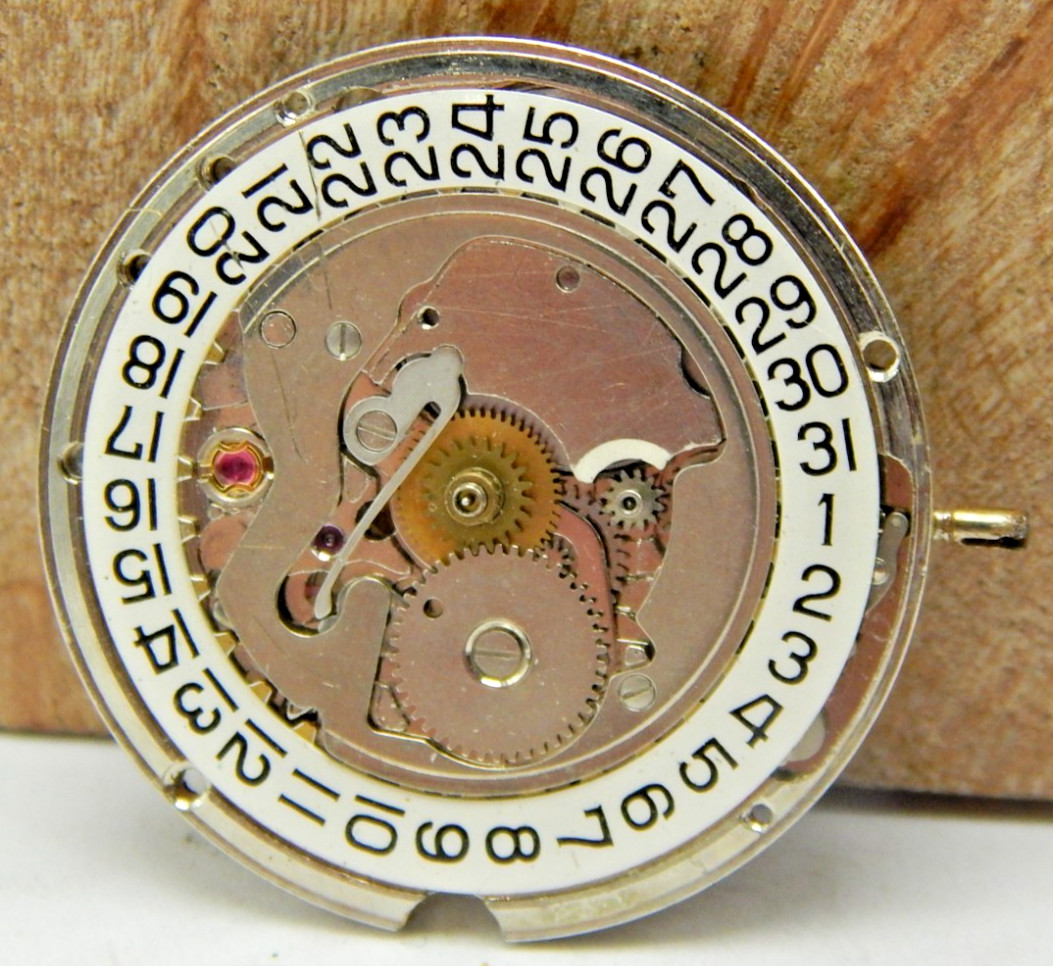 Vintage Sears Roebuck AS 1746/47 17 jewel men’s wrist watch movement with stem