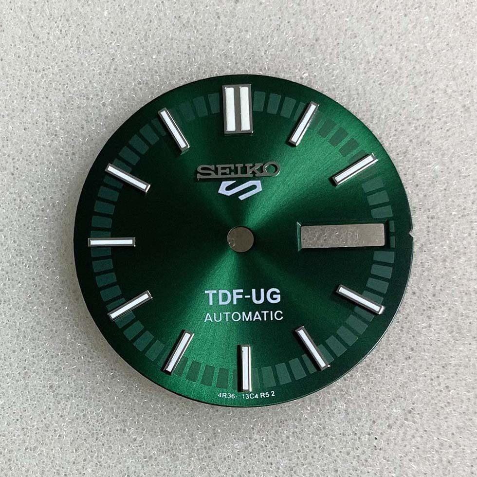 28.5mm Green Luminous Watch Dial Double Calendar for Nh35 Nh36 Movement