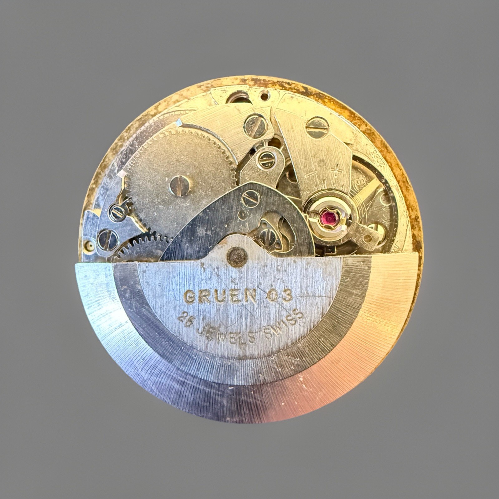 Vintage Gruen Cal 2063 Automatic 26mm Movement 25J Runs Stops Parts