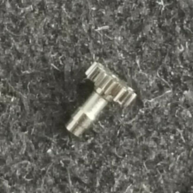 Longines Caliber 370 Part Number 240 (Canon Pinion)