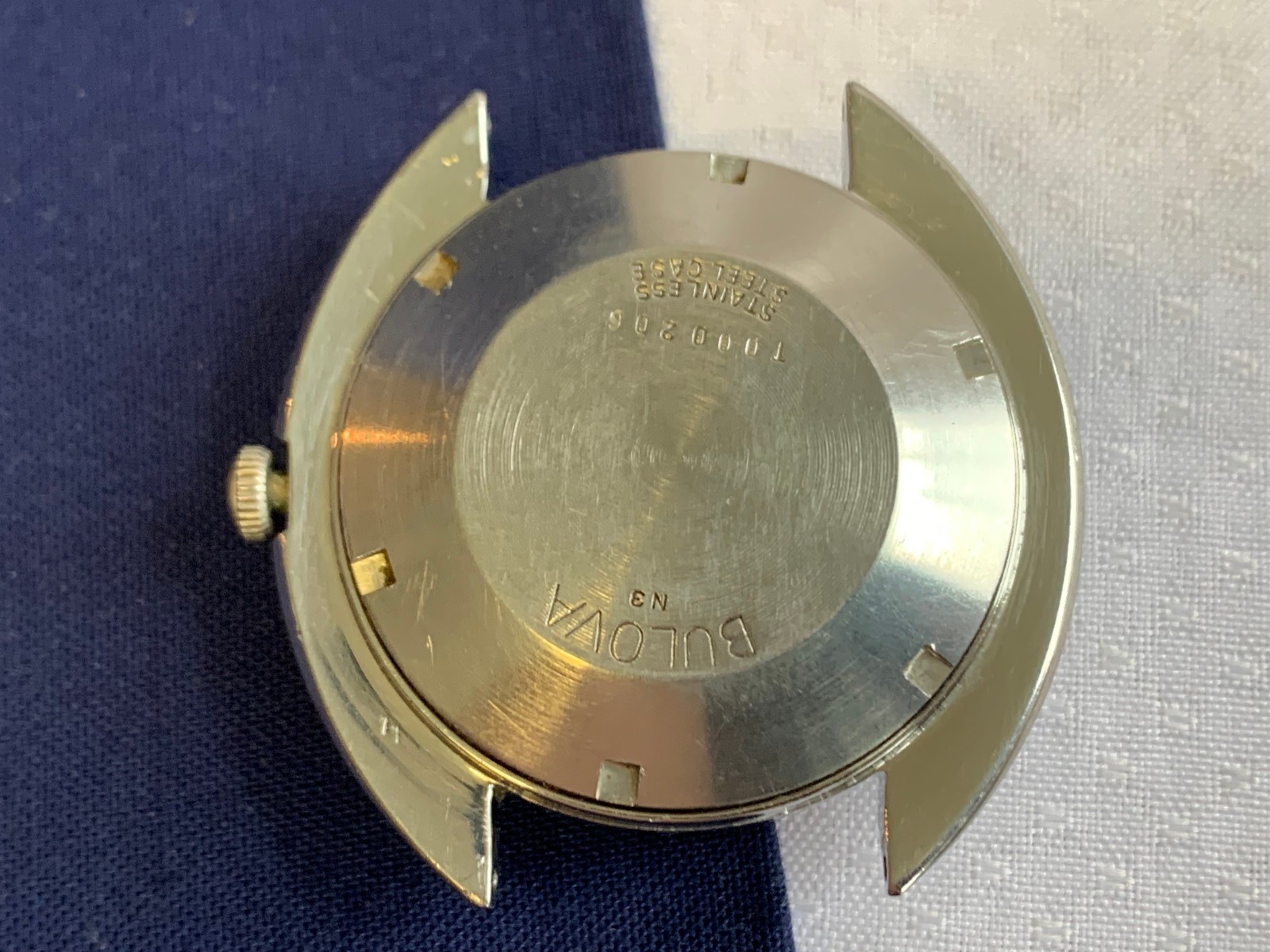 Vtg Bulova Mens Automatic Watch Face Red Dial Day Date Calendar *RUNNING*