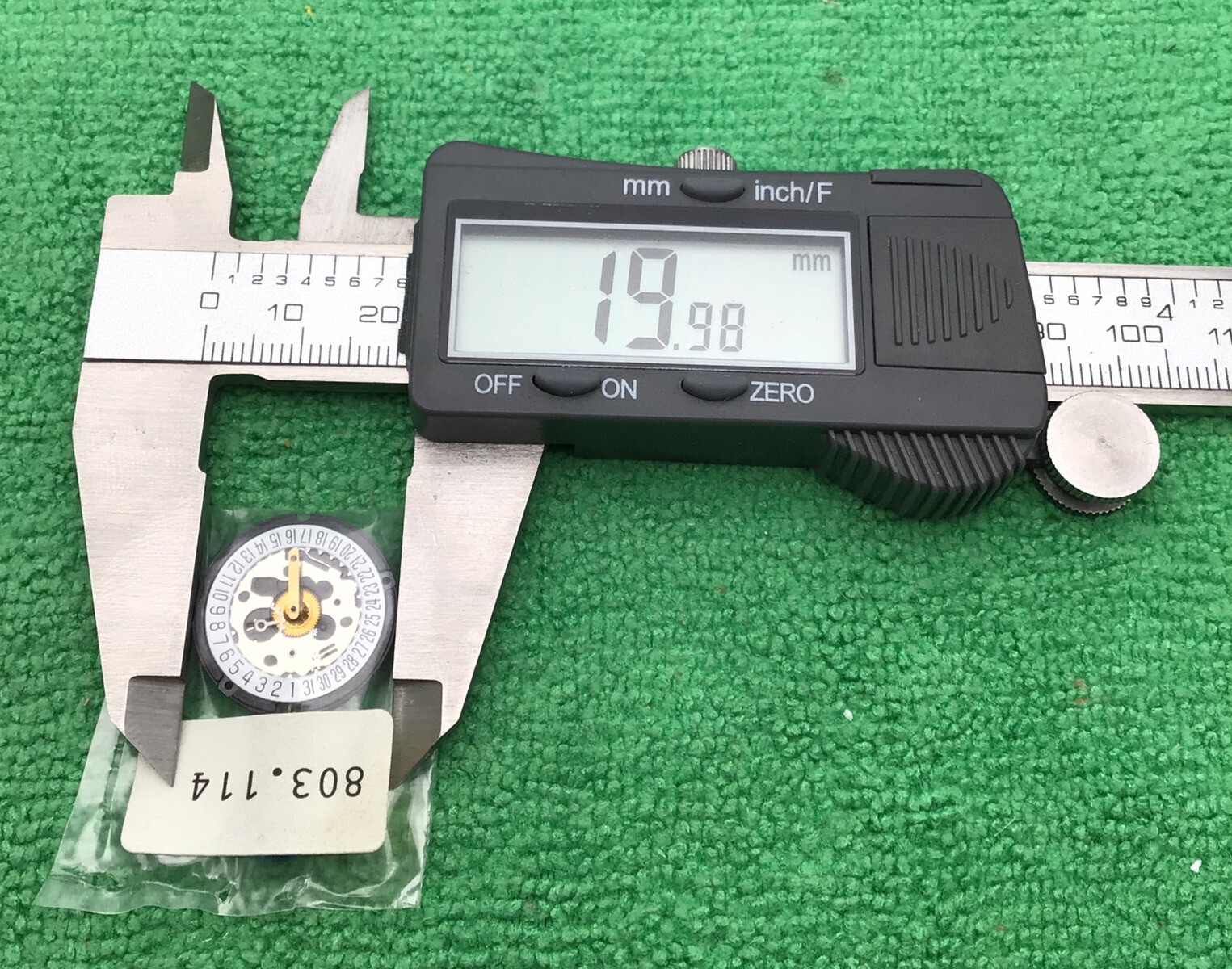 NEW Genuine ETA 803.114 Movement Date At 6 cc