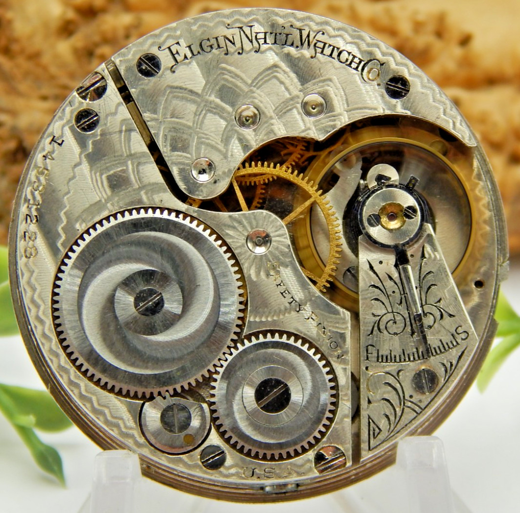 Antique Pocket watch movement Elgin Grade 291 16 size 7 jewel OF Running clean