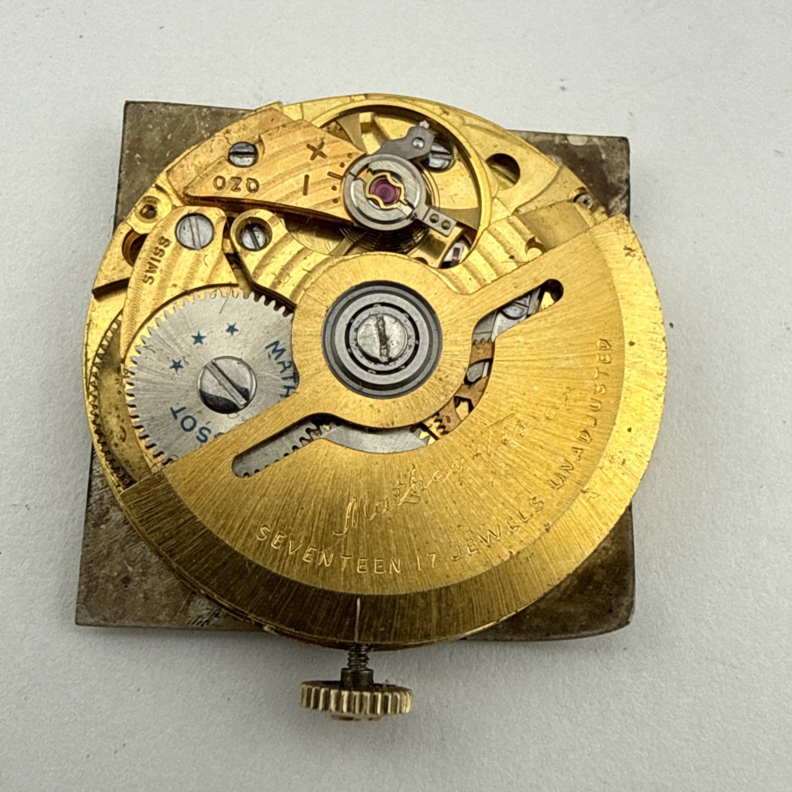 Mathey-Tissot cal. 717 Swiss automatic watch movement – date at 4:30 For Repair