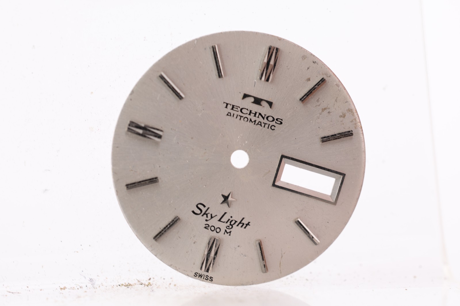 TECHNOS AUTOMATIC ‘SKY LIGHT’ 200M SWISS WRIST WATCH DIAL 29mm (NB)