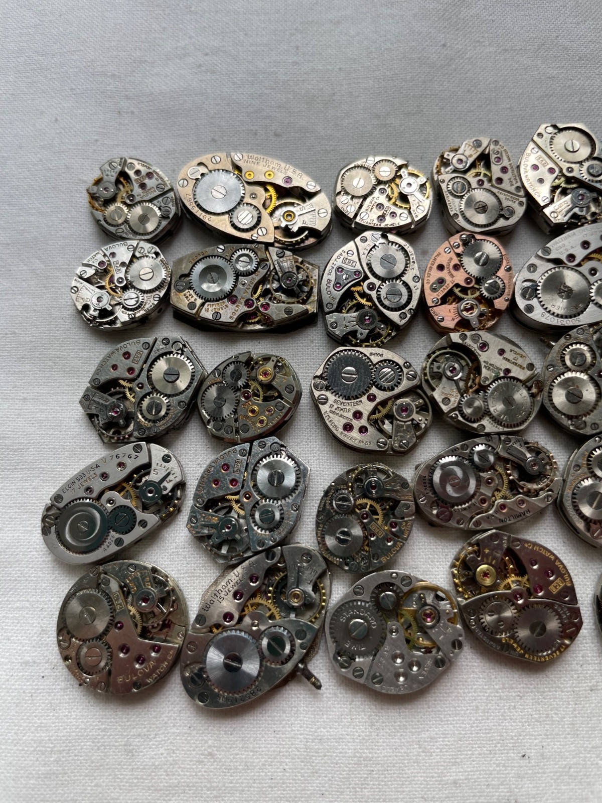 40 movement for USA ladies watches AS IS – Elgin Bulova Waltham Gruen etc.