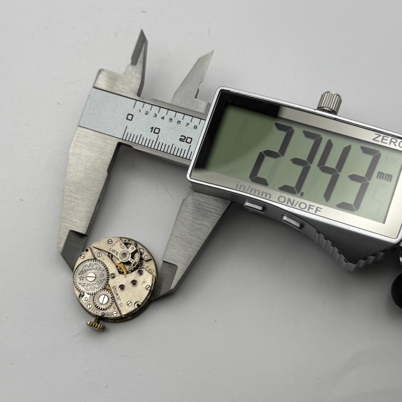 Rotary 440 Watch Movement Swiss 15 Jewels Manual Wind Parts Repair 23.4mm