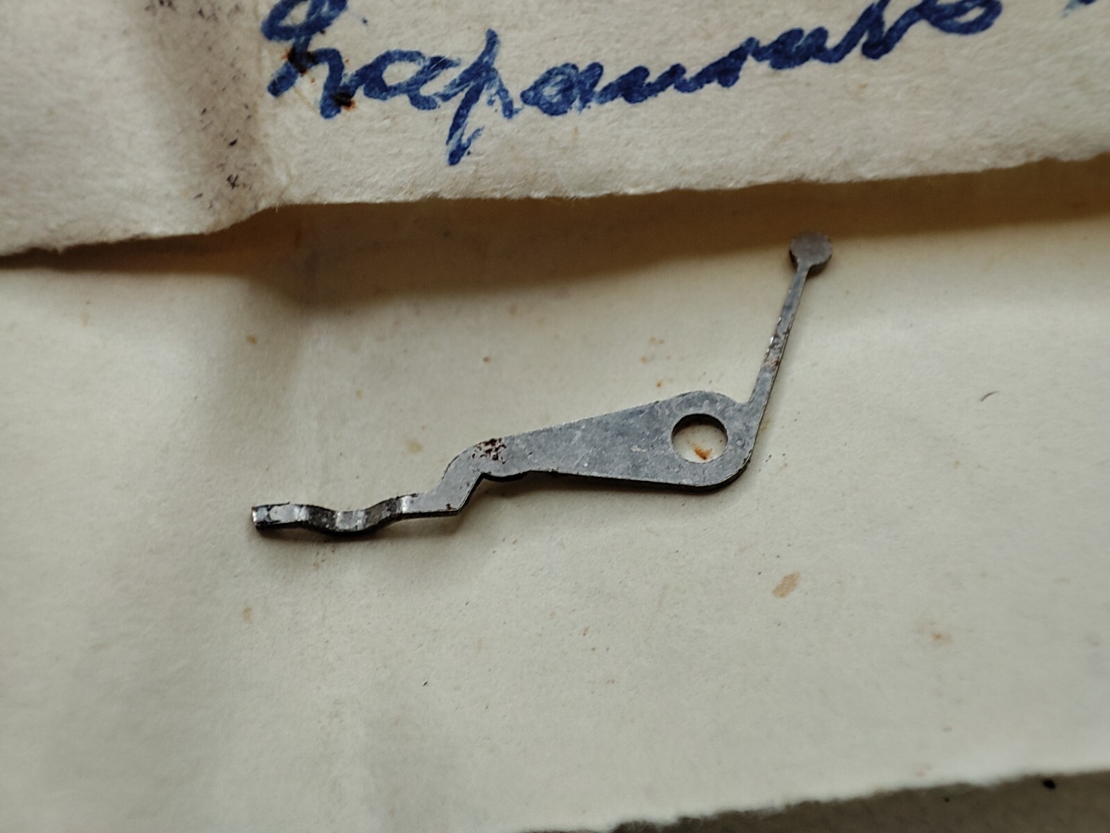 mix watch parts 132, 2768, ut 6310, as1203, catting 66, st 69, 25 others (rust)