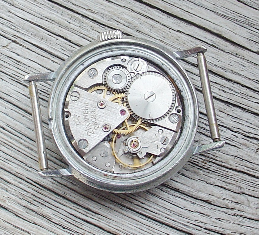 SOVIET RAKETA ATOM WATCH FIRST CLASS “2609A.1” MOV. 21jewels Screwback Servised
