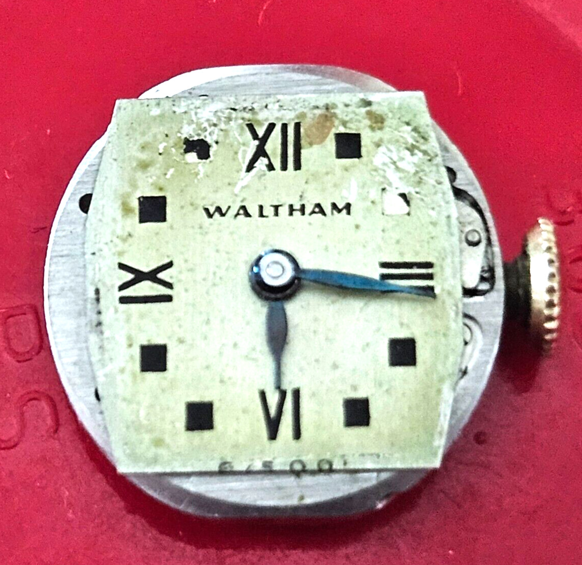 WALTHAM 675 17J Watch Movement (REMOVED FROM GOLD CASE/BALANCE RUNS)