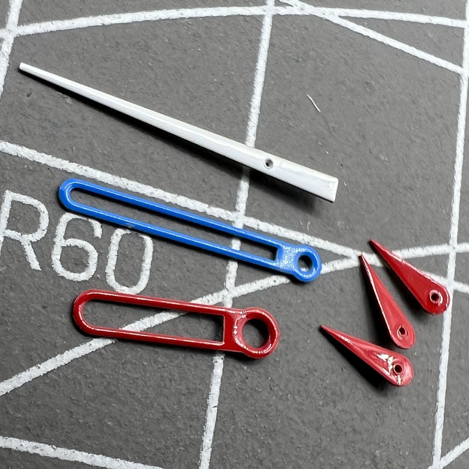 2 Sets Red Small Second Hands Blue+Red Trim Hands for VD53 VD54 VD57