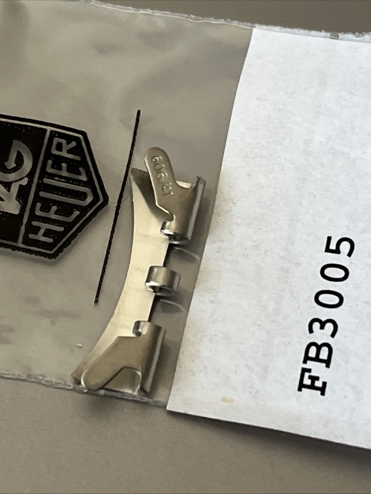 TAG Heuer Watch Bracelet END PIECE Link 21 mm FB3005 606/41 Matte Silver GENUINE