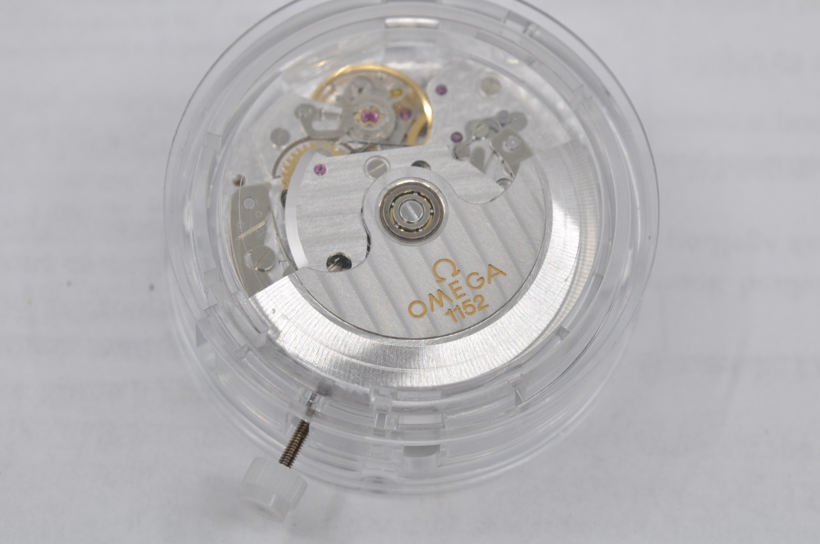 omega watch movement 1152 speedmaster chronograph family 1150 1151 ETA 7750 NOS