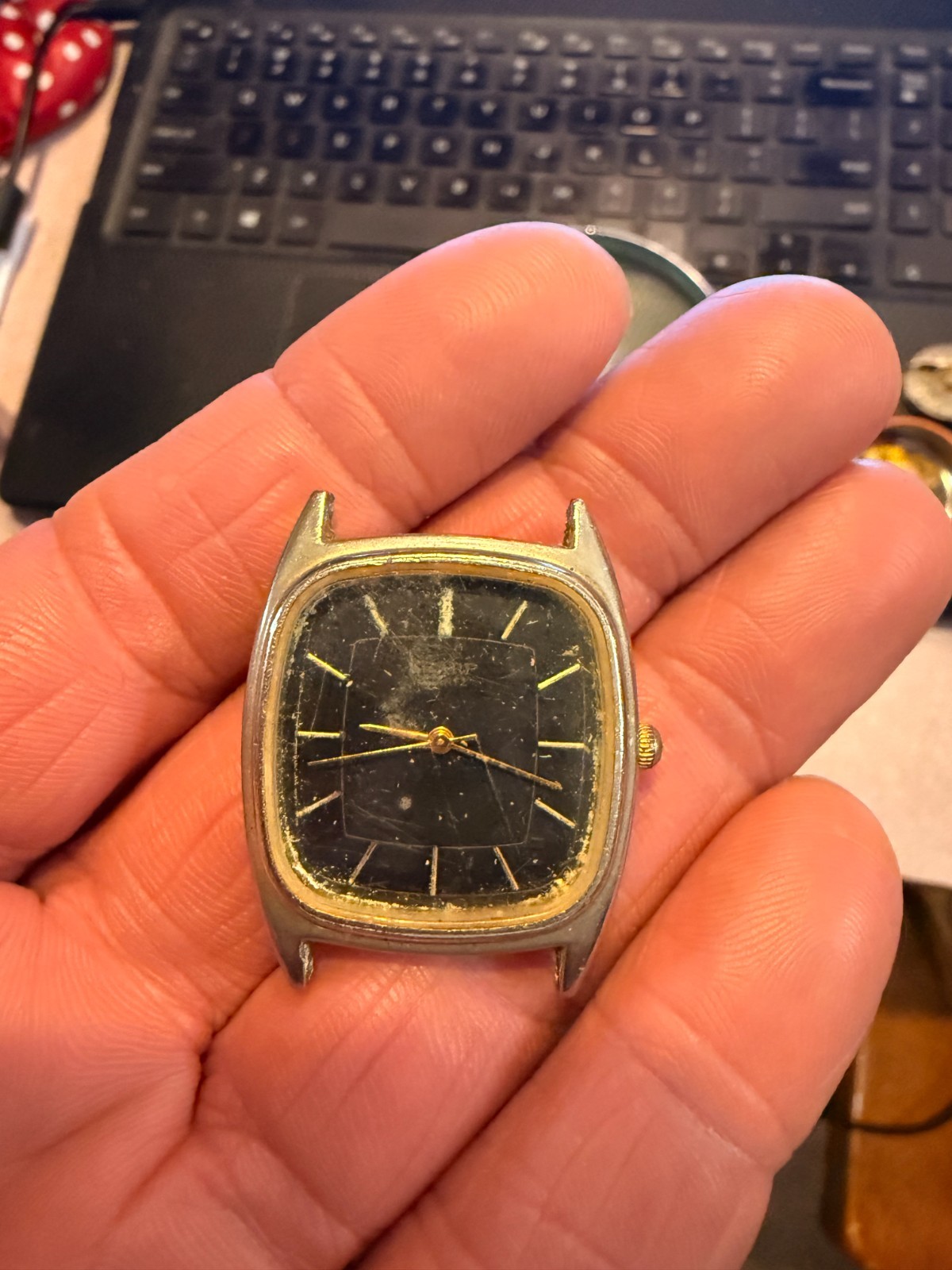 VTG Vintage 1970’s Sharp Men’s Watch Black Dial w/ movement case tank # UCC 364