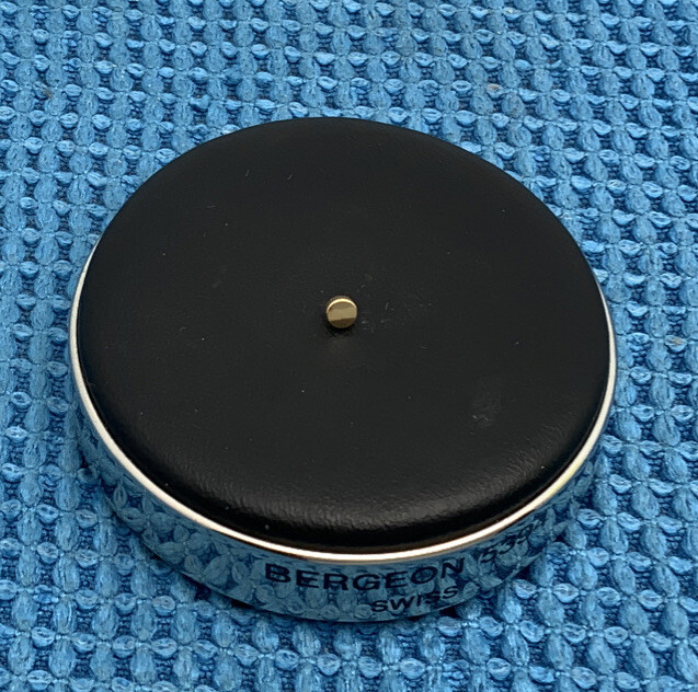 Seiko Crown 30n63na1 Unbranded To Fit New Old Stock. 30-35 L