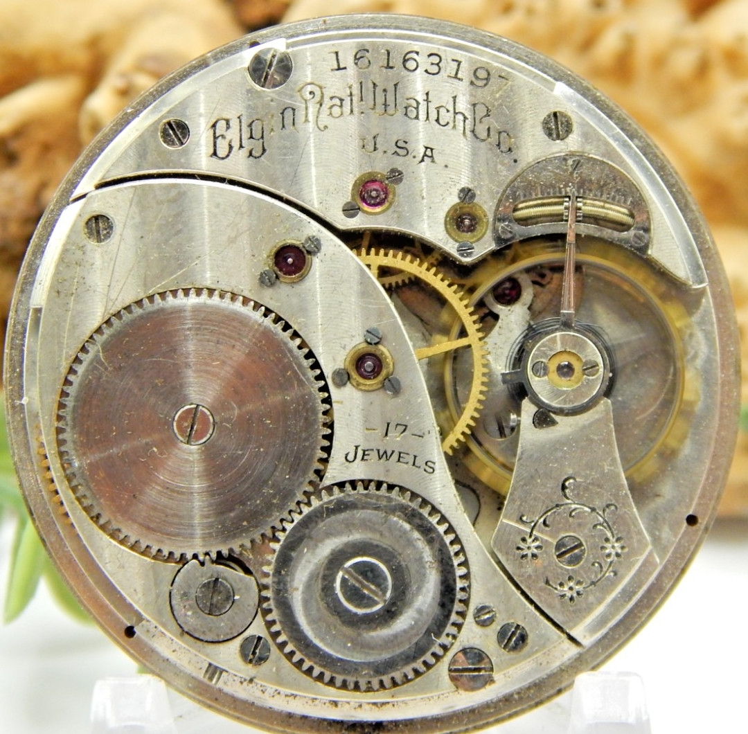 Antique Pocket watch movement Elgin Grade 358 14 size 17 jewel M2 @ 1912