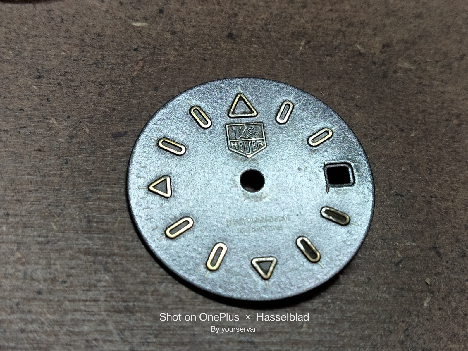 GENUINE TAG HEUER GRAY & GOLD LUMI DIAL, CRYSTAL, GASKET S94.708M 200 PRO