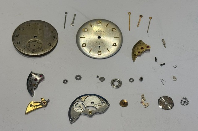 Zenith 126 21 Parts 2 Dials 5 Hands Great Condition