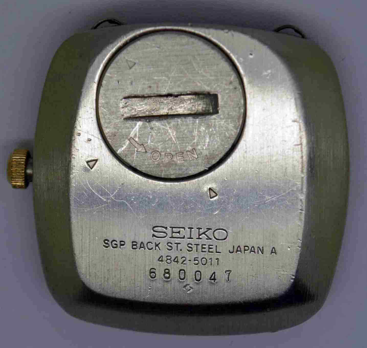 VTG SEIKO GRAND QUARTZ Movement & Case Back. Ref: 4842-5011. For Parts