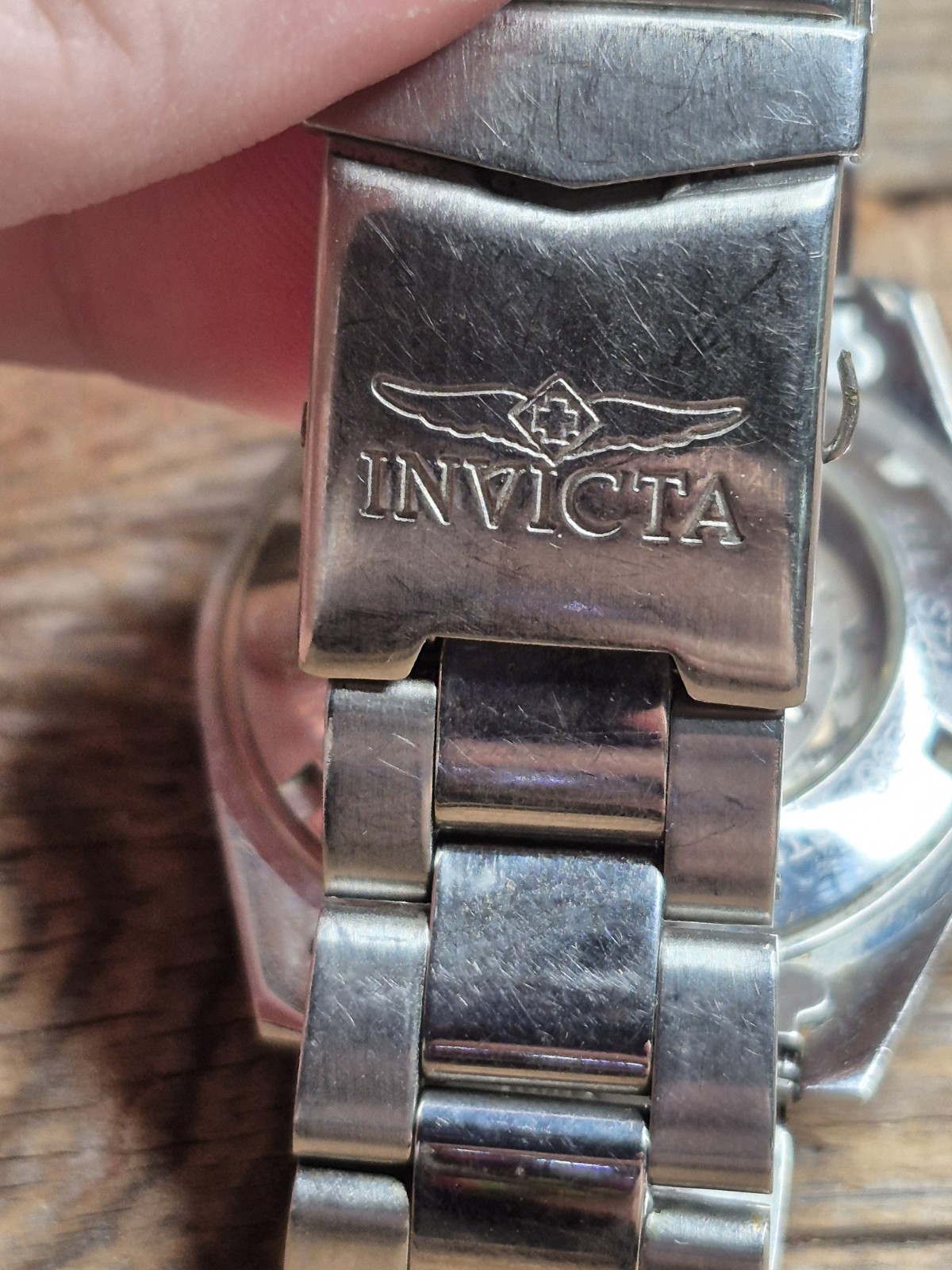 Invicta Pro Dive HD Clear Crystal Protect 660ft-200M Date Window W/Case