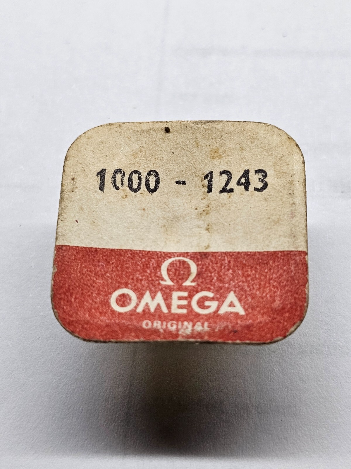 1 pc Omega 1000 – 1243 – Fourth Wheel New Old Stock Sealed
