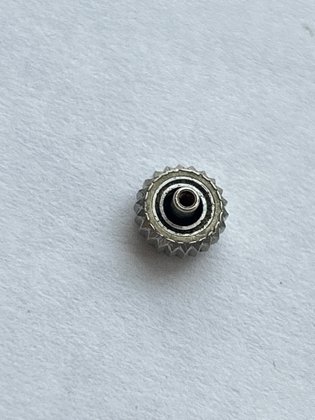 1 x Vintage Rolex 5.9 mm Super Oyster Steel Crown perfect condition vintage