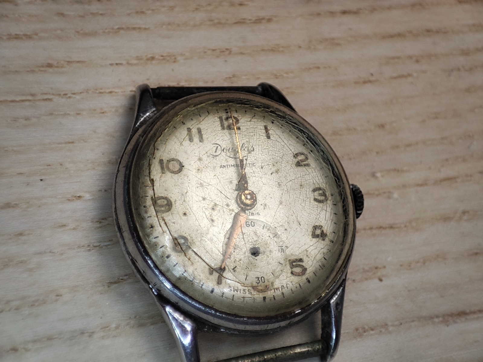 fef 190 douglas Watch movement – 29.4 mm – for parts and spares