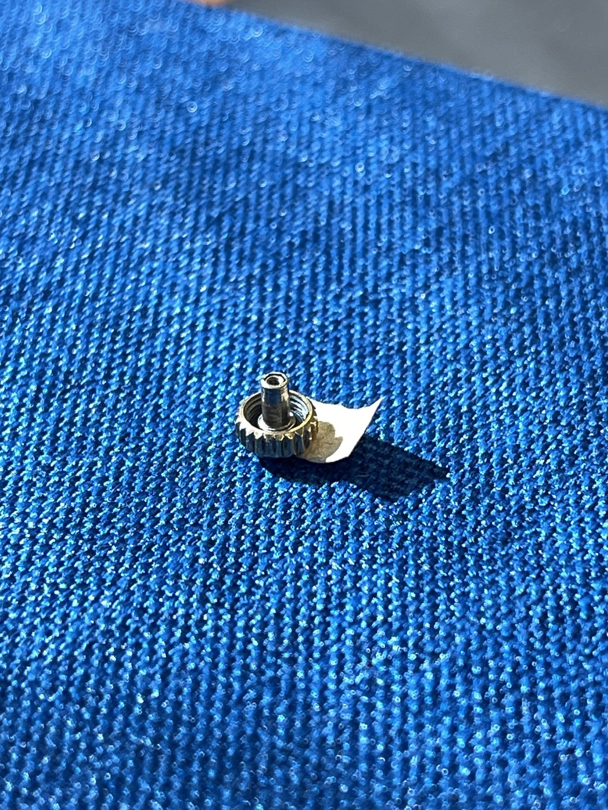 (Scratched) ORIGINAL ROLEX GOLD CROWN 241 24-530-8