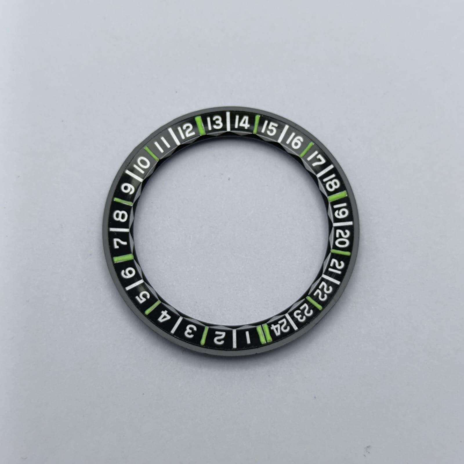 Orient World Diver Y469622-7A Watch Bezel Inner Ring NOS ADR138ABR2