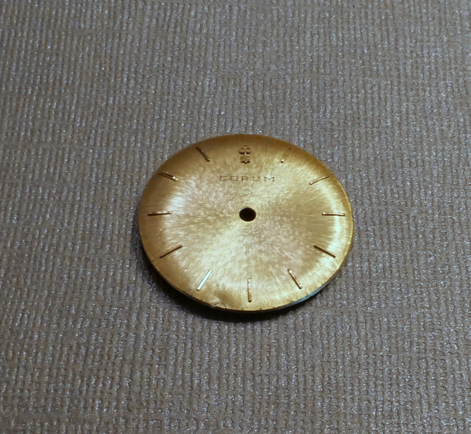 VINTAGE CORUM WATCH DIAL FOR MENS DRESS WATCH 28.5 MM DIAMETER