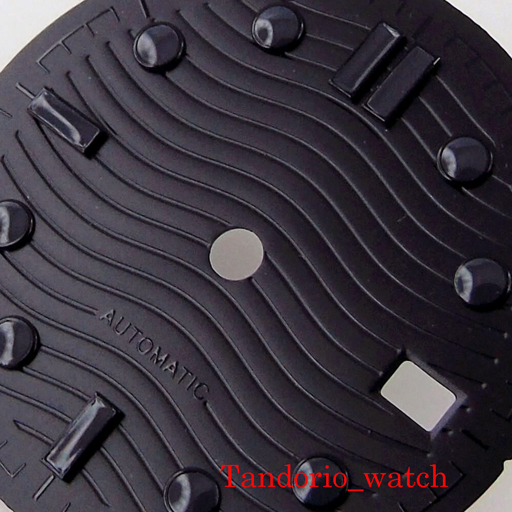 31mm Black Dial With Date Window Hand Luminous Marks For NH35 Automatic Movement