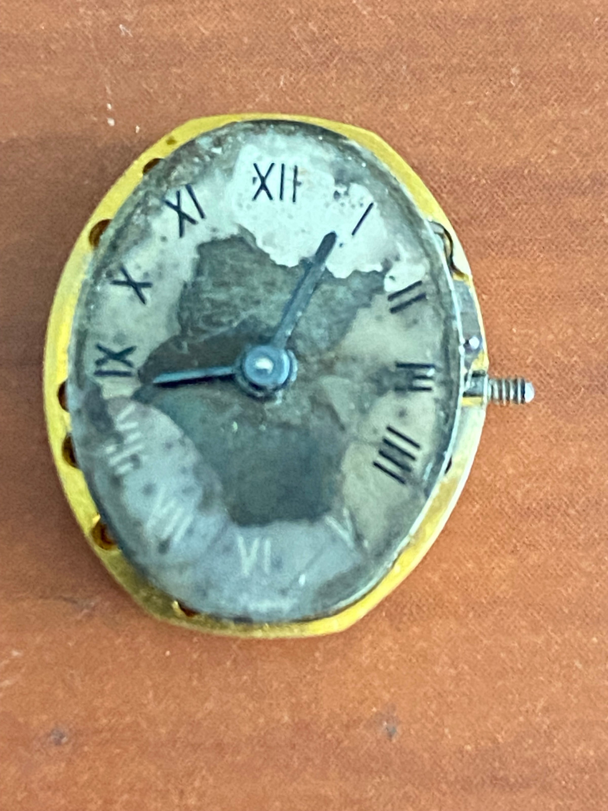 VINTAGE LADIES BULOVA WRIST WATCH MOVEMENT, CAL. 5AZ, KEEPING TIME, 23 JEWEL