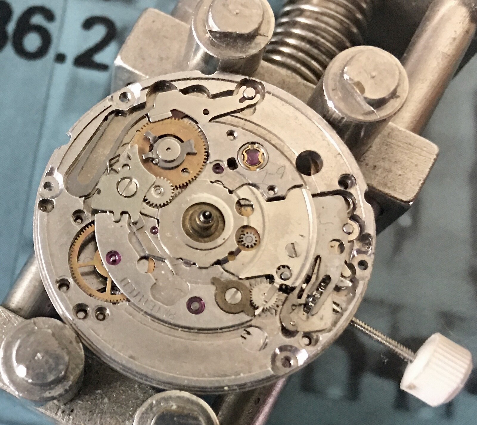 Vintage Longines L.636.2 automatic calendar watch movement Admiral c. 1960s/70s