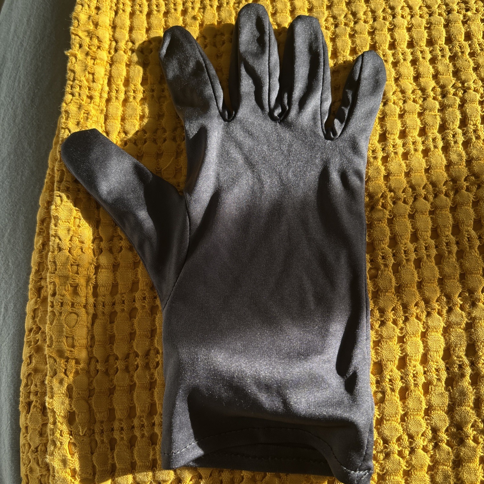 Tag Heuer black jewelry watchmaker gloves size L