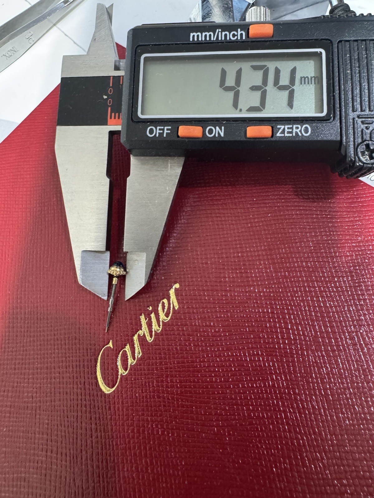 Cartier MUST DE CARTIER Watch Crown 18k Yellow Gold 4.4mm Authentic Swiss Made