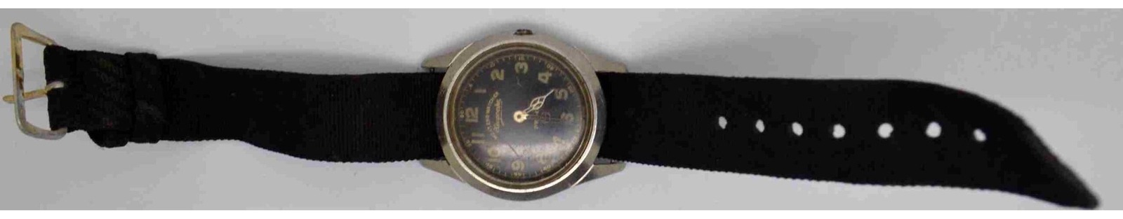 VTG WEST END PRIMA Military Style Steel Wristwatch. Ref: 9010, Cal:68. – Repairs