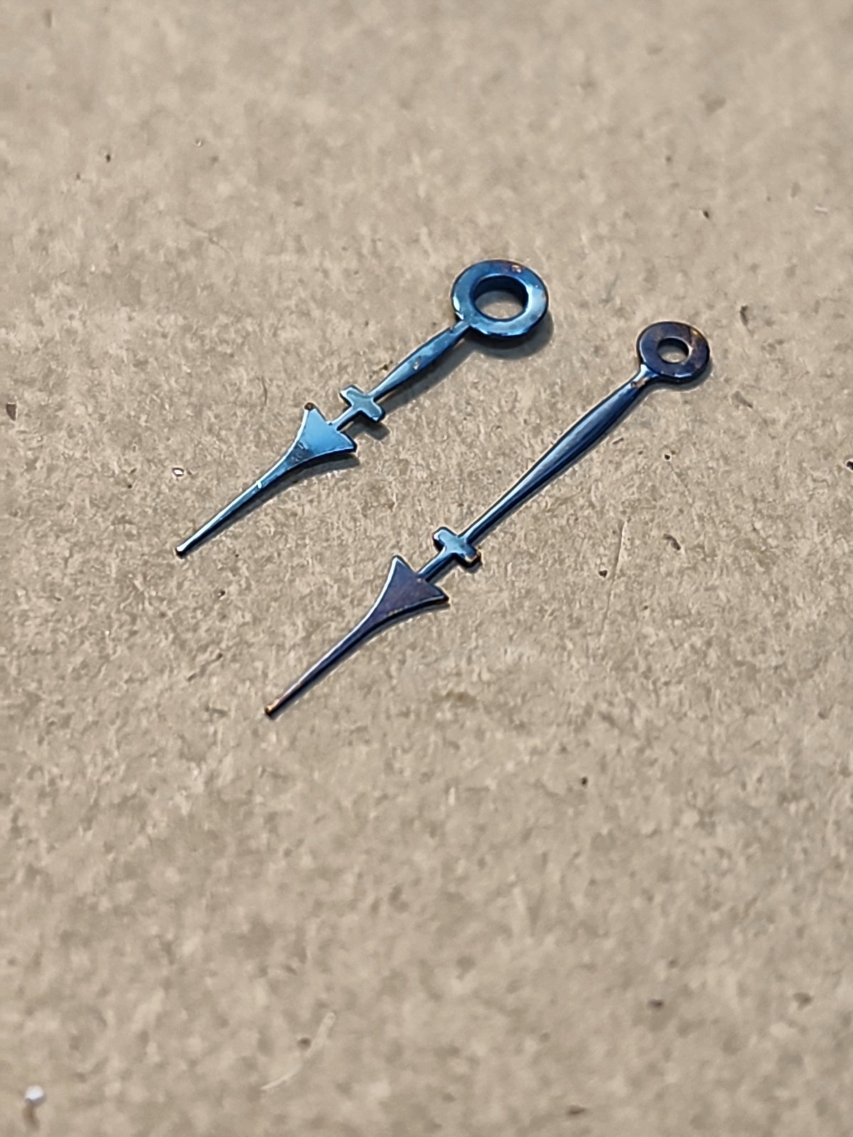 Set Of NOS Howard 12s Blue Arrow Hour/Min Hands 160/95 For Restoration