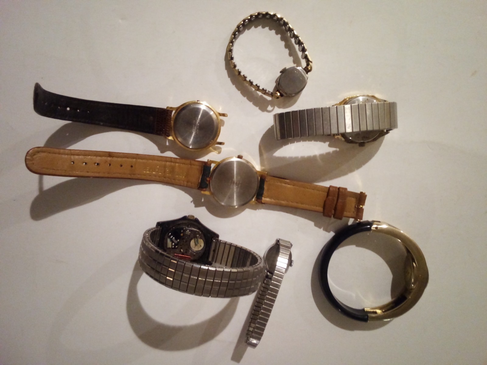 7 Wrist Watches Mens and Womens Lot Bundle For Parts Or Repair