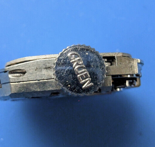 VINTAGE LADIES GRUEN 275 WRISTWATCH MOVEMENT FOR PARTS