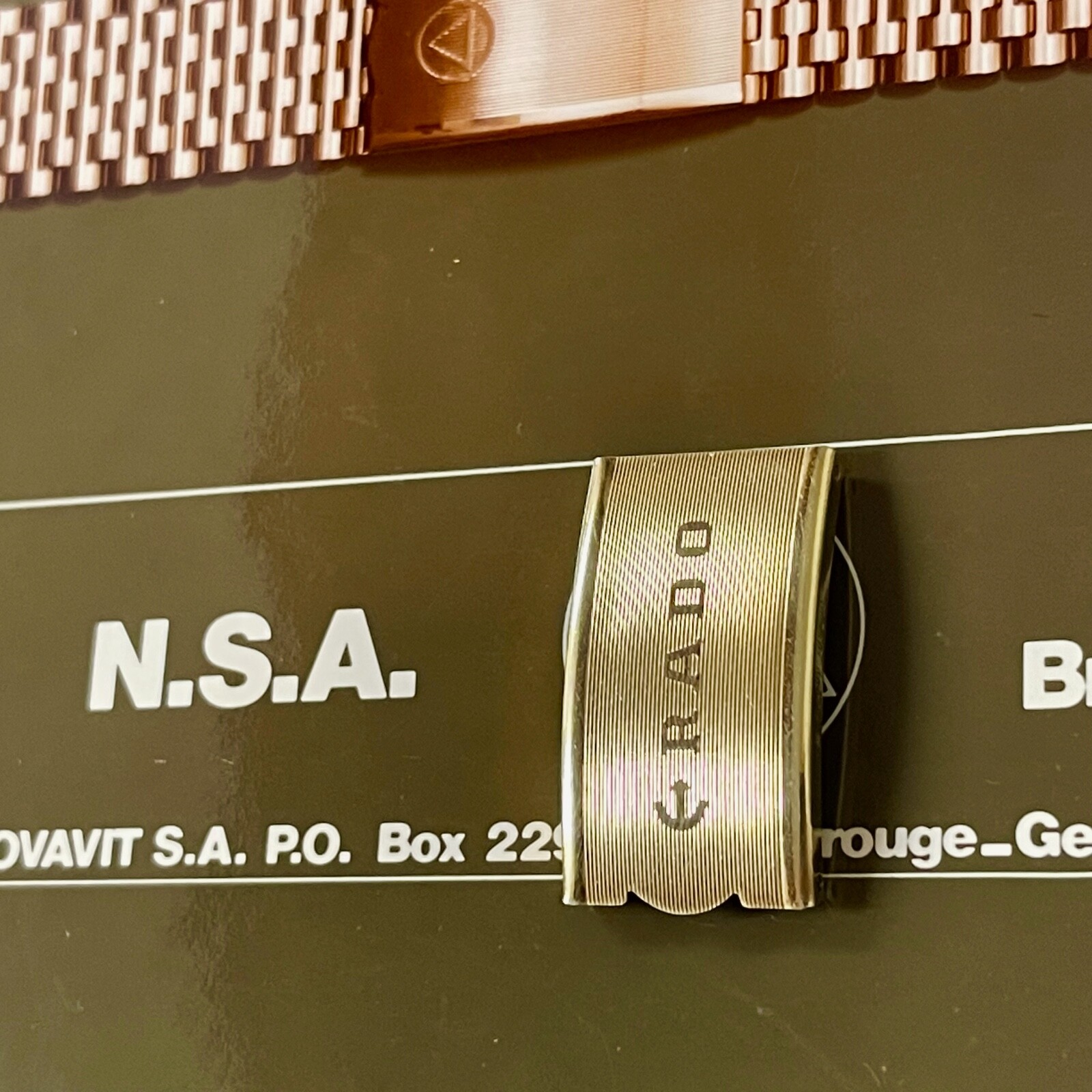 Rado NSA bracelet clasp top only yellow gold-plated Swiss NSA vintage watch part