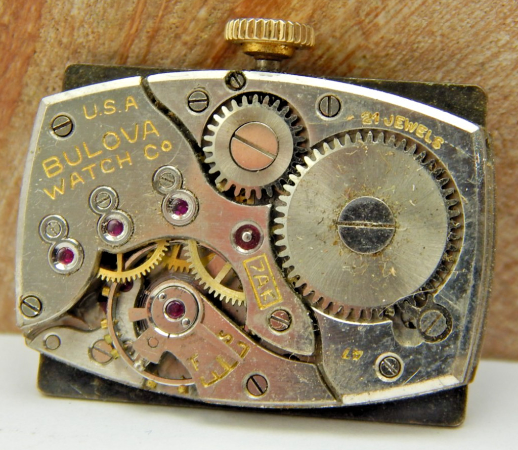 Vintage 1947 Bulova 7AK 21 jewel art deco wrist watch movement w/ dial & hands