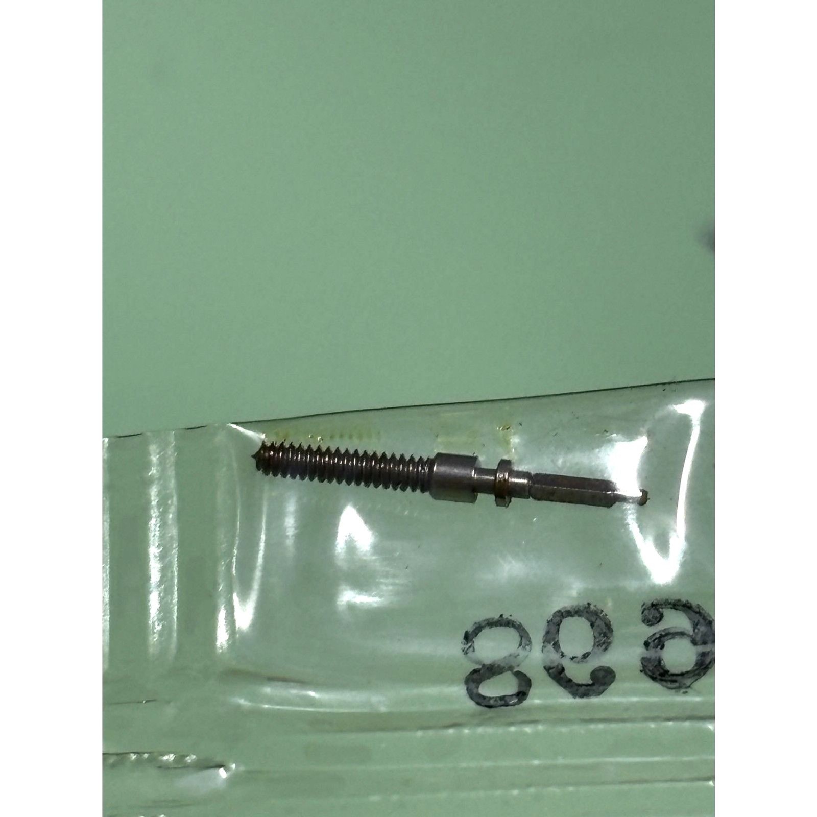 NOS Valjoux cal. 23, 72 Marshall #869L stem for vintage men’s watch, NOS