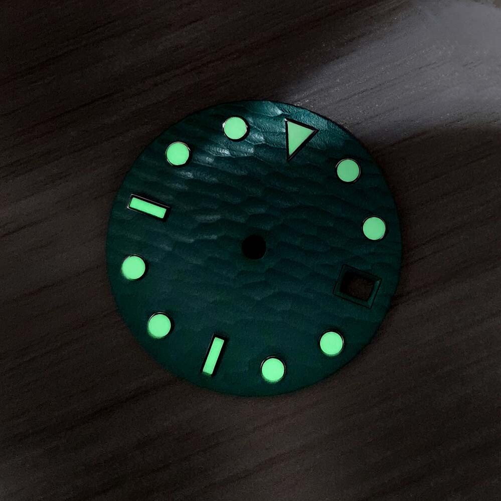 New 28.5MM Sea Waves Luminous Metallic Watch Dial Date for NH35/36