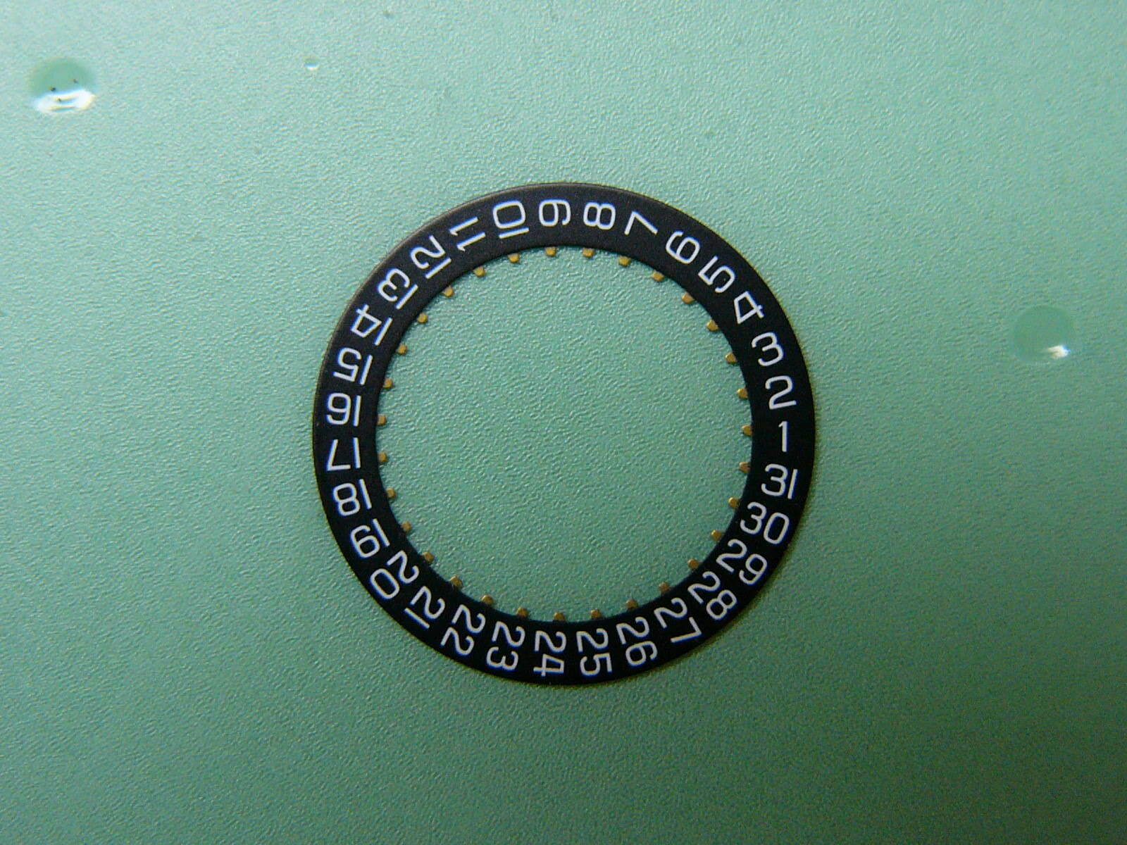 Date Disc Left Hand DESTRO Configuration – ETA 2892 2893 2824 SW200 SW300