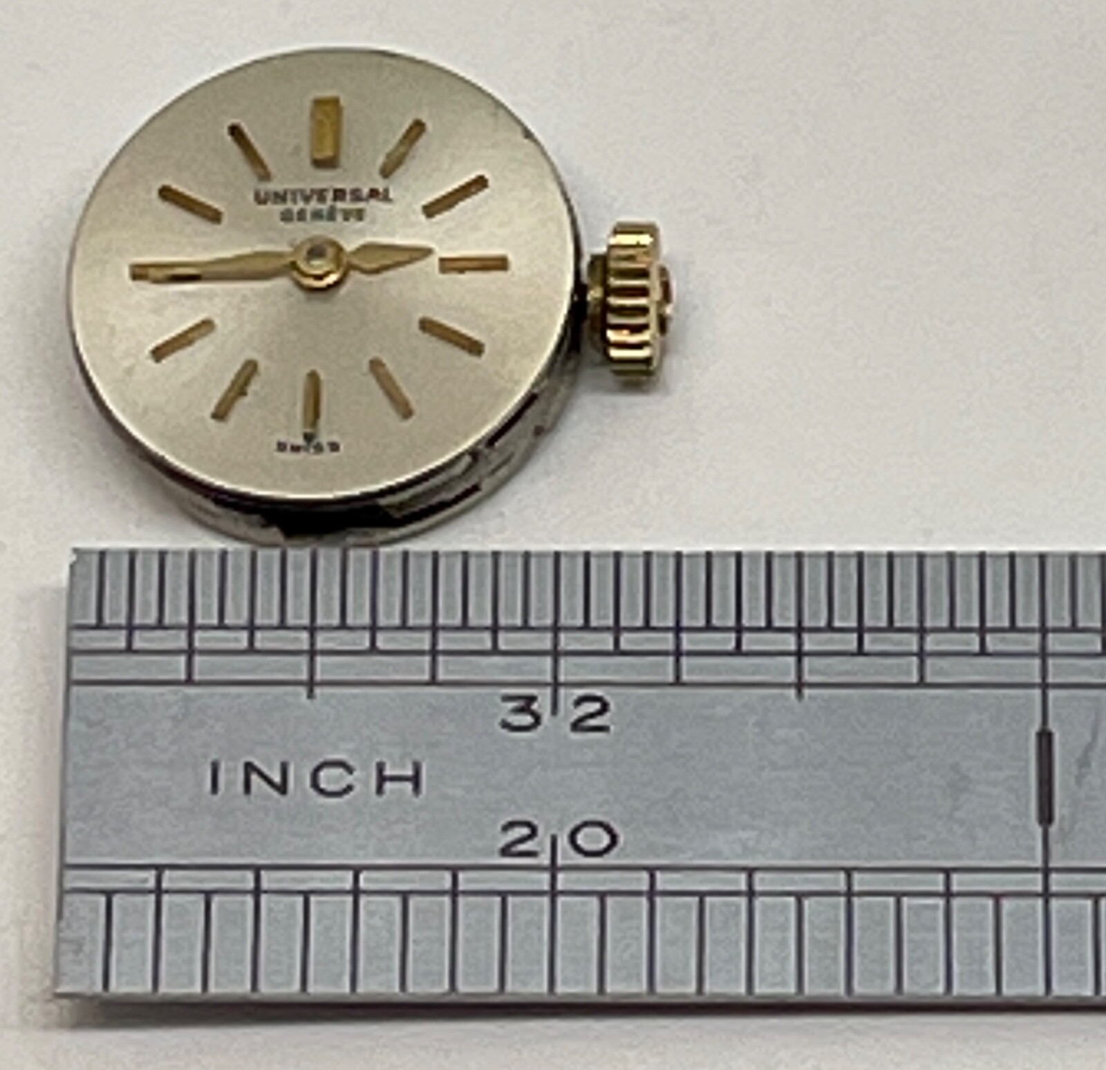 UNIVERSAL GENEVE MOVEMENT Swiss 17 Jewels Runs