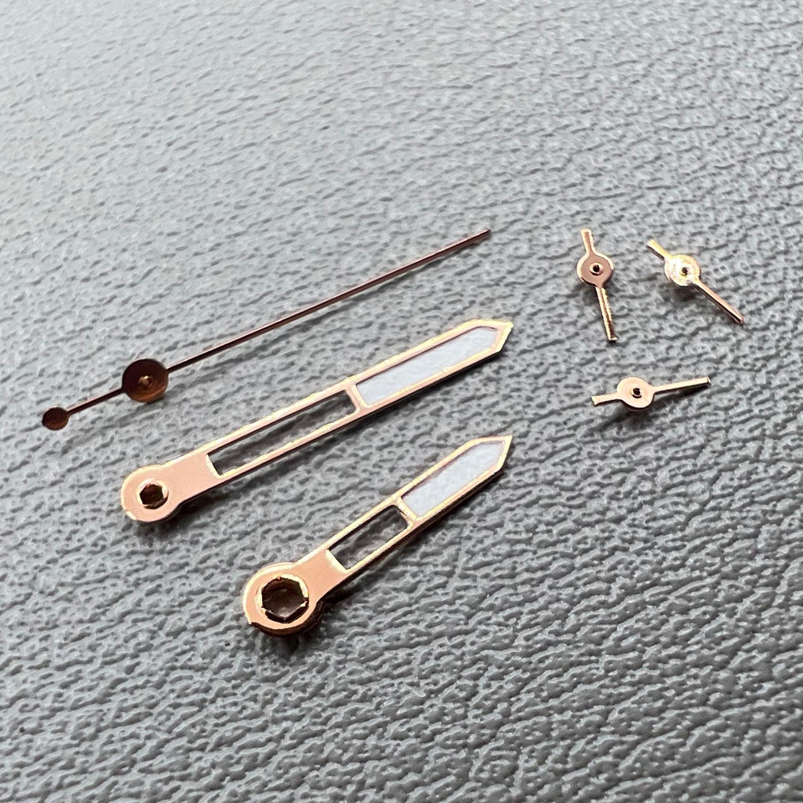 2 Sets/Pack Rose Golden Trim Green Lume Watch Hands for VD53 VD54 VD57 Movement