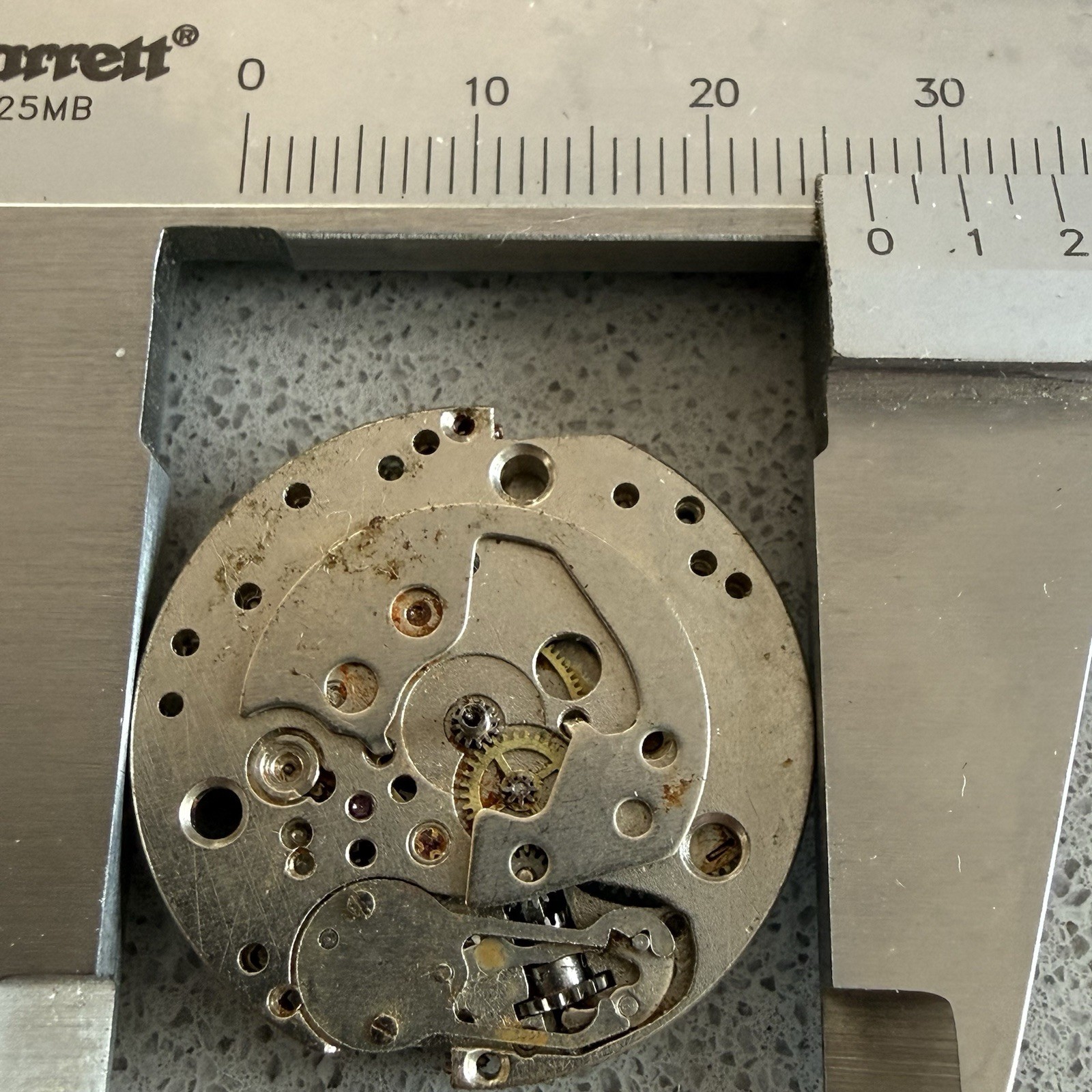 Vintage Soviet Raketa 2609.HA Watch Movement 26mm SU Spares Repair Broken Spring