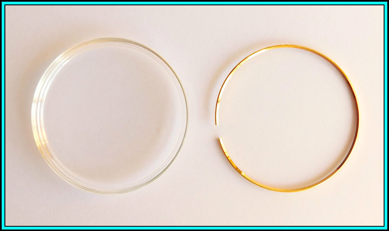 OMEGA – Original Plastic Plexi-Glass – Diameter 33.60 x 5.10 mm (NEW OLD STOCK)